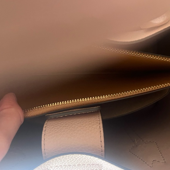 COPY - Light pink Tory Burch purse - Picture 8 of 10